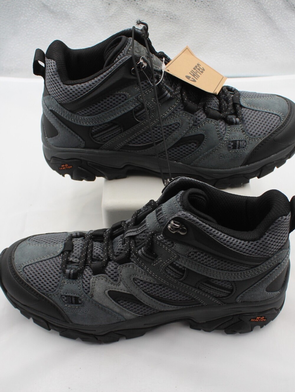 Hi-Tec Ravus Mid Waterproof Men's Size 9 Outdoor Trail Hiking Boots Dark Gray